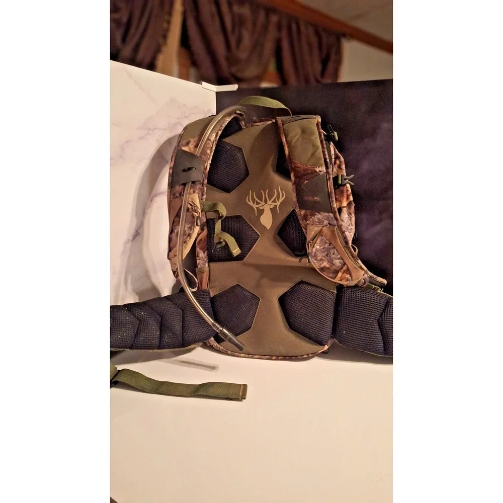 Kings Camo Mountain Shadow 1800 Core Hunter Day Pack Backpack